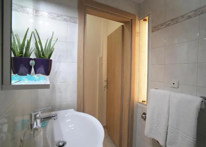 דירה Stylish Modern Apartment, Nilie Hospitality Mgmt *
